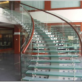 CẦU THANG PHA LÊ 03